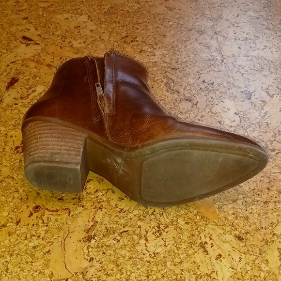 Frye Jacey Chelsea Ankle Boots Women's Size 7 - Picture 10 of 11